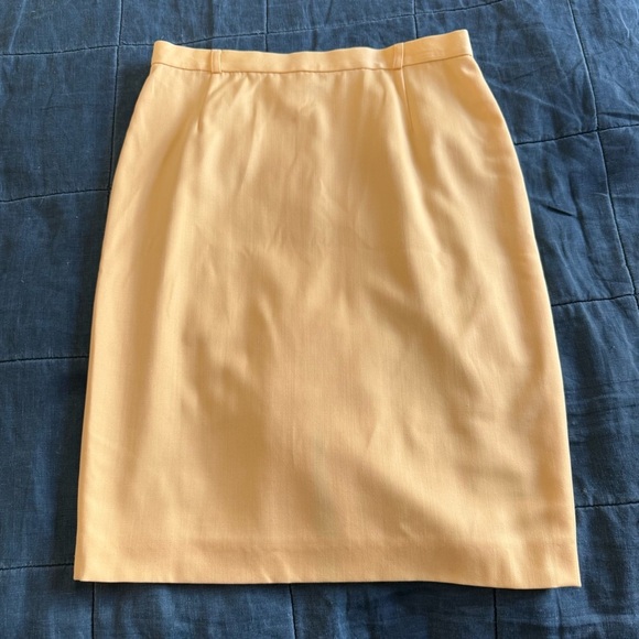 VINTAGE ESCADA Margaretha Ley wool pencil skirt Pale Yellow Size 38/Medium - Picture 1 of 12